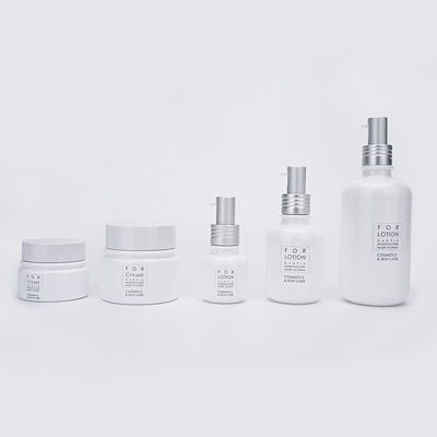 ποιότητας  Multifunctional Cosmetic Plastic Bottles With Pump Matte / Shiny Finish εργοστάσιο